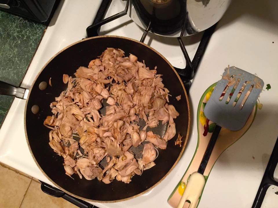 vegan-jackfruit-stuffed-eggplant