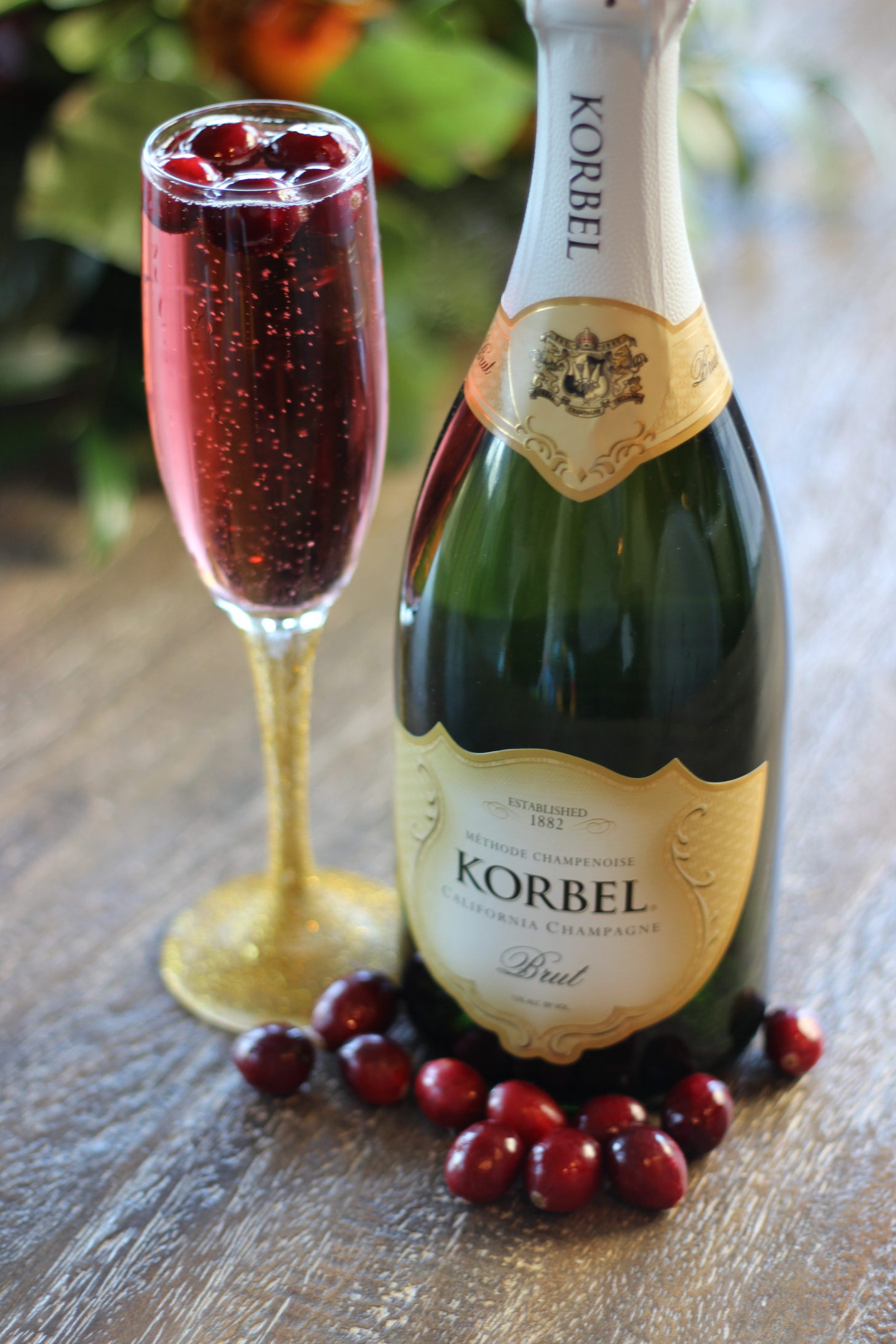 Holiday-Sparkler-Cocktail-Korbel