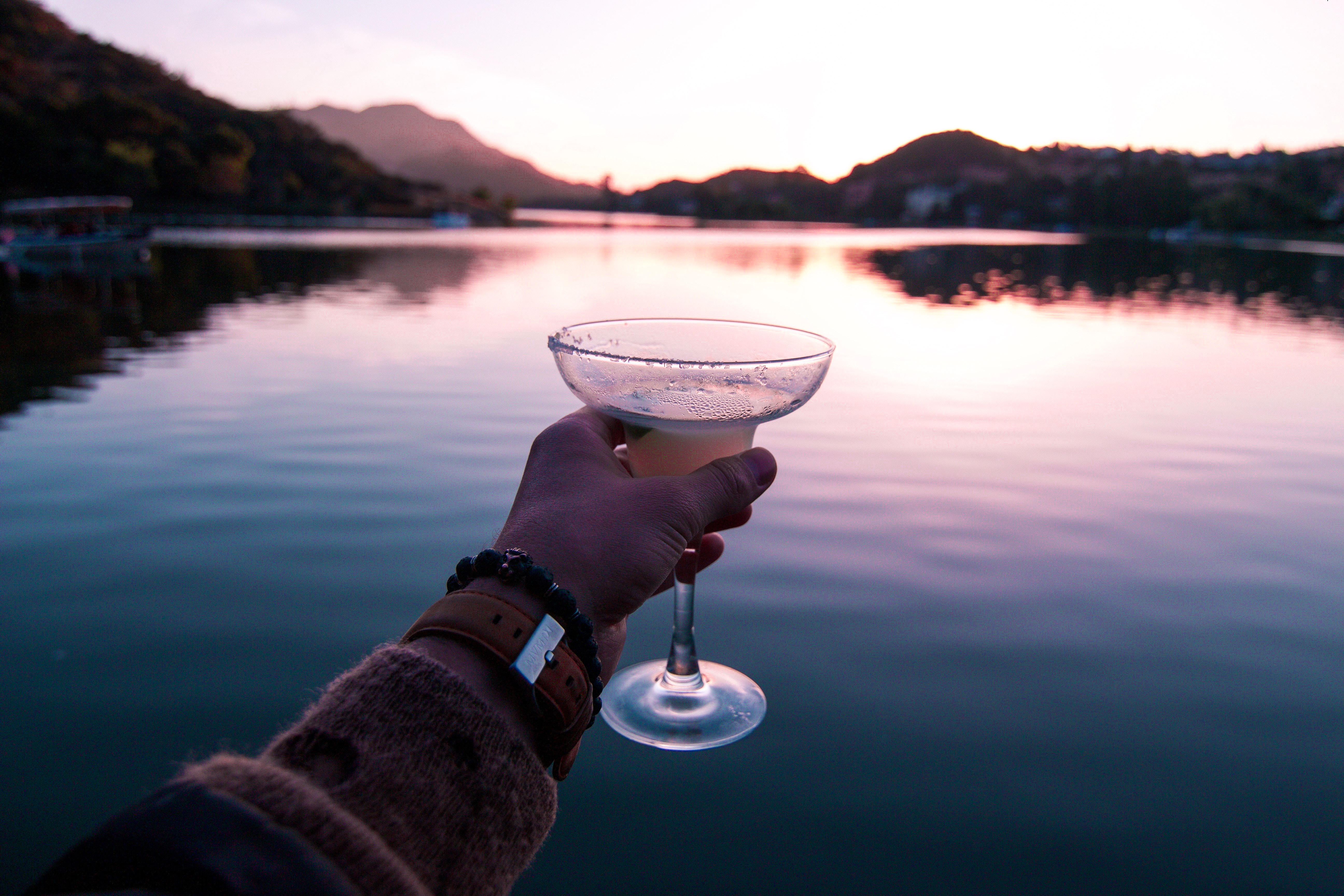 This Healthy Gin & Tonic Combination Is A Must-Try This Summer